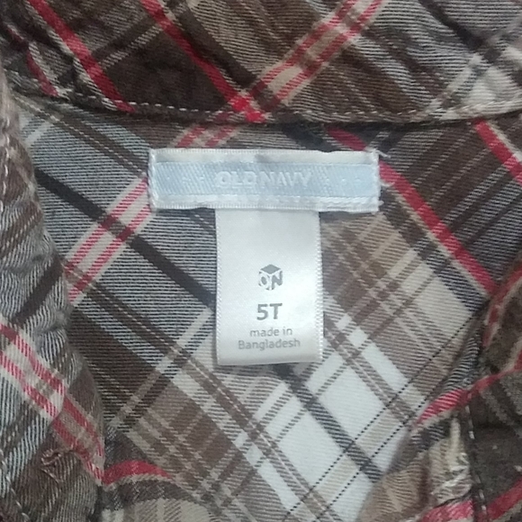 Boy's button down shirt - Picture 2 of 3